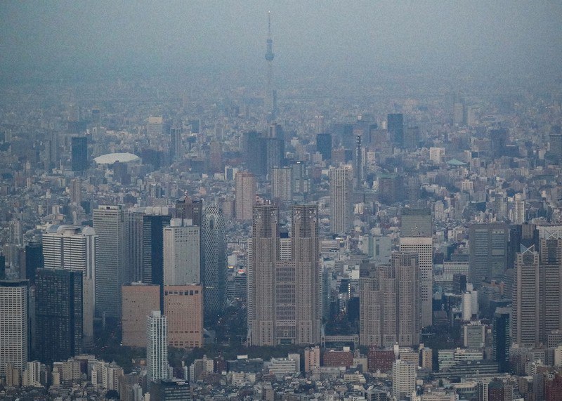 東京都の初の痴漢調査　女性4割超、男性1割に被害経験