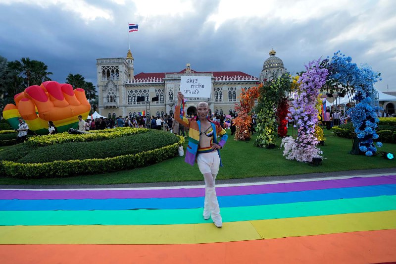 通過《同性婚姻法》的泰國：LGBT的天堂，還是後殖民景觀下的「彩虹經濟」？
