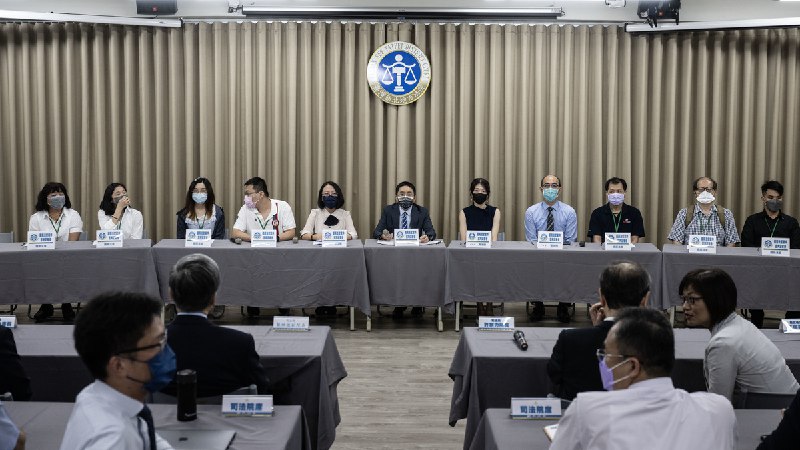 當勢單力薄的辯護人遇上訓練精良的檢察體系──國民法官上路後的問題與挑戰 - 報導者 The Reporter