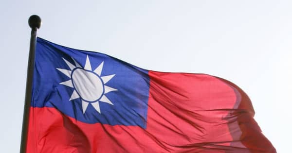 台湾、日本人を強制退去　繁華街で中国国旗掲げる | NEWSjp