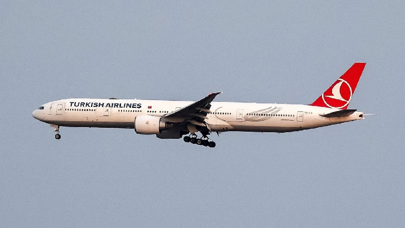 Emergency landing at JFK after Turkish Airlines pilot dies midflight