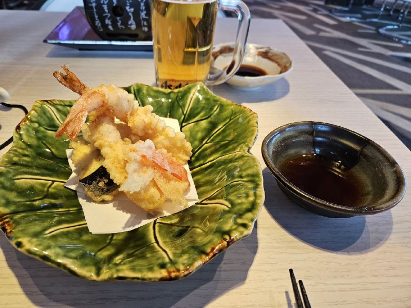 間もなく閉店となると聞いた、これは行かなくちゃダメだね良い記憶を残しとくに行ったのはずだが、この記憶の冒頭はきっと道を迷うことだろうϵ(ò⥐ó)ͽﾌﾟｯただ1年前、ランゲージパートナーと一緒にはま寿司のお店を訪ねった