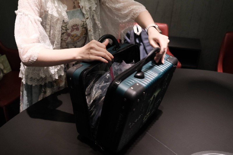 妙な儀式やってるやつらに囲まれてる😣助けてぇー #Ingress #ENL妙な儀式やってるやつらに囲まれてる😣助けてぇー #Ingress #ENL