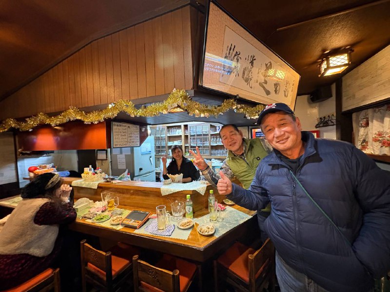 銭湯に行って、警察に職務質問をされて、居酒屋さんにお邪魔させていただいて、そして今は岡崎市の街を散策中ー銭湯に行って、警察に職務質問をされて、居酒屋さんにお邪魔させていただいて、そして今は岡崎市の街を散策中ー