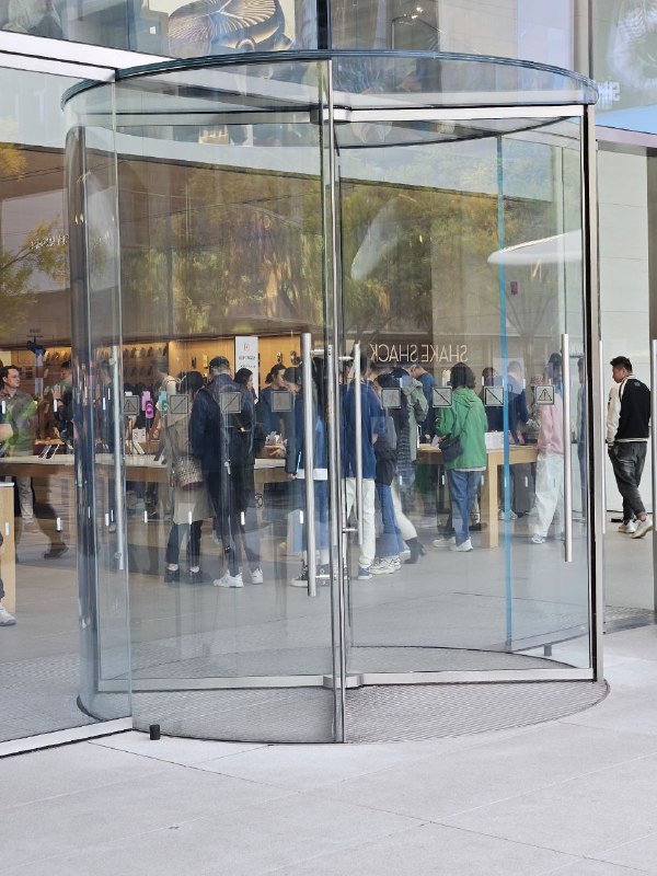 20 分钟速通 Apple 三里屯店结论：没有下次了20 分钟速通 Apple 三里屯店结论：没有下次了