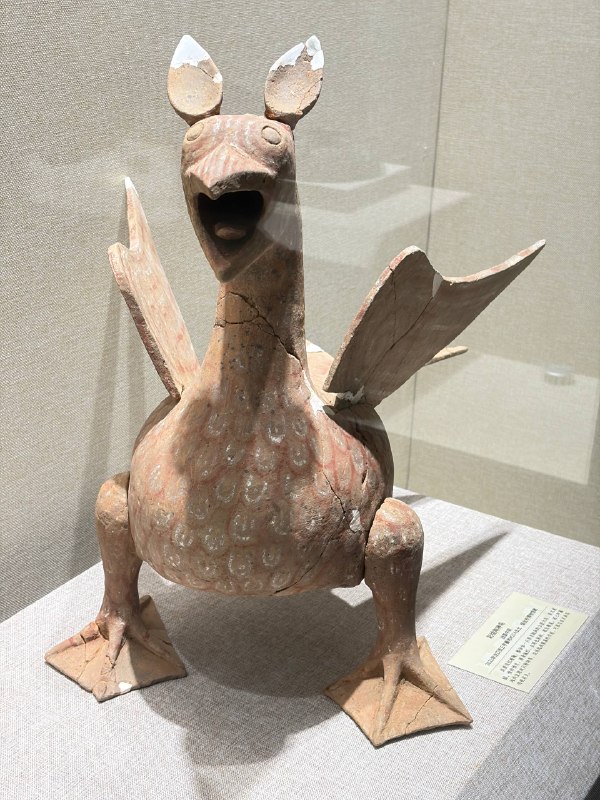 这位女士学识渊博是一方面，博物馆的展品介绍在我去过的众多博物馆中也算得上数一数二了
